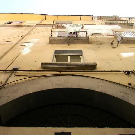 Apartment Napulitano Assaje Home, Arte E Tradizione Nel Cuore Del Centro Storico! Naples